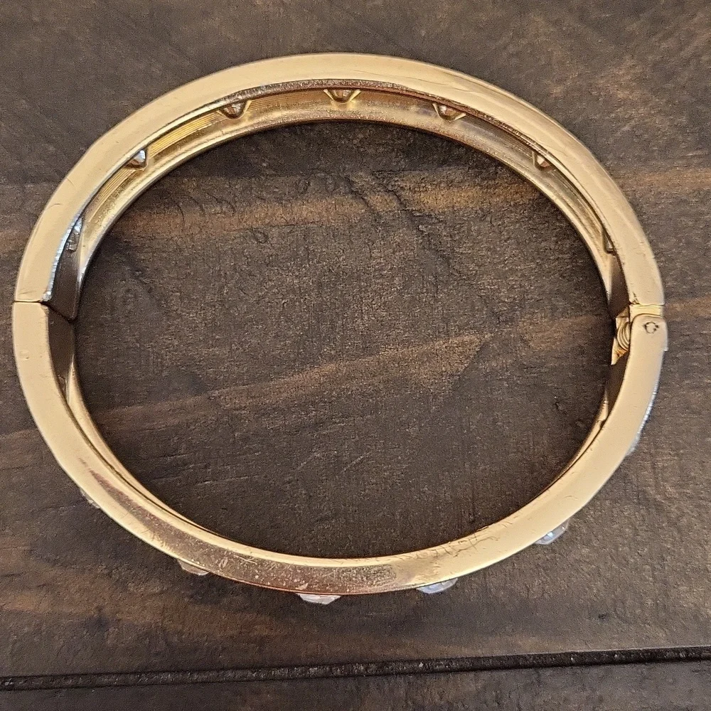 Oval Rhinestone Hinge Bangle Bracelet